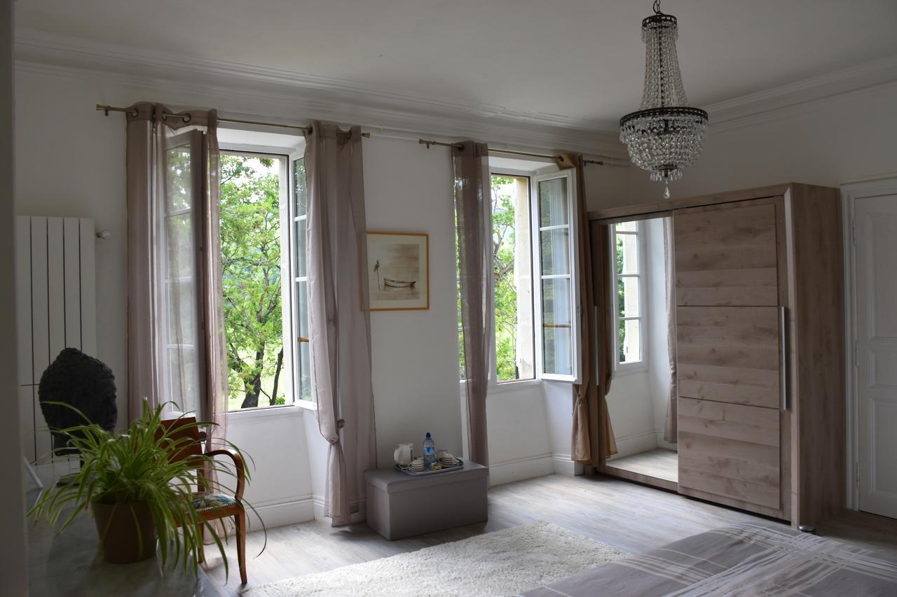 Domaine La Barre Dun-sur-Auron Kültér fotó